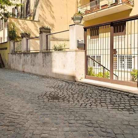 3 Bed Modern Flat - 15 Minutes Walk To Colosseum 罗马 外观 照片