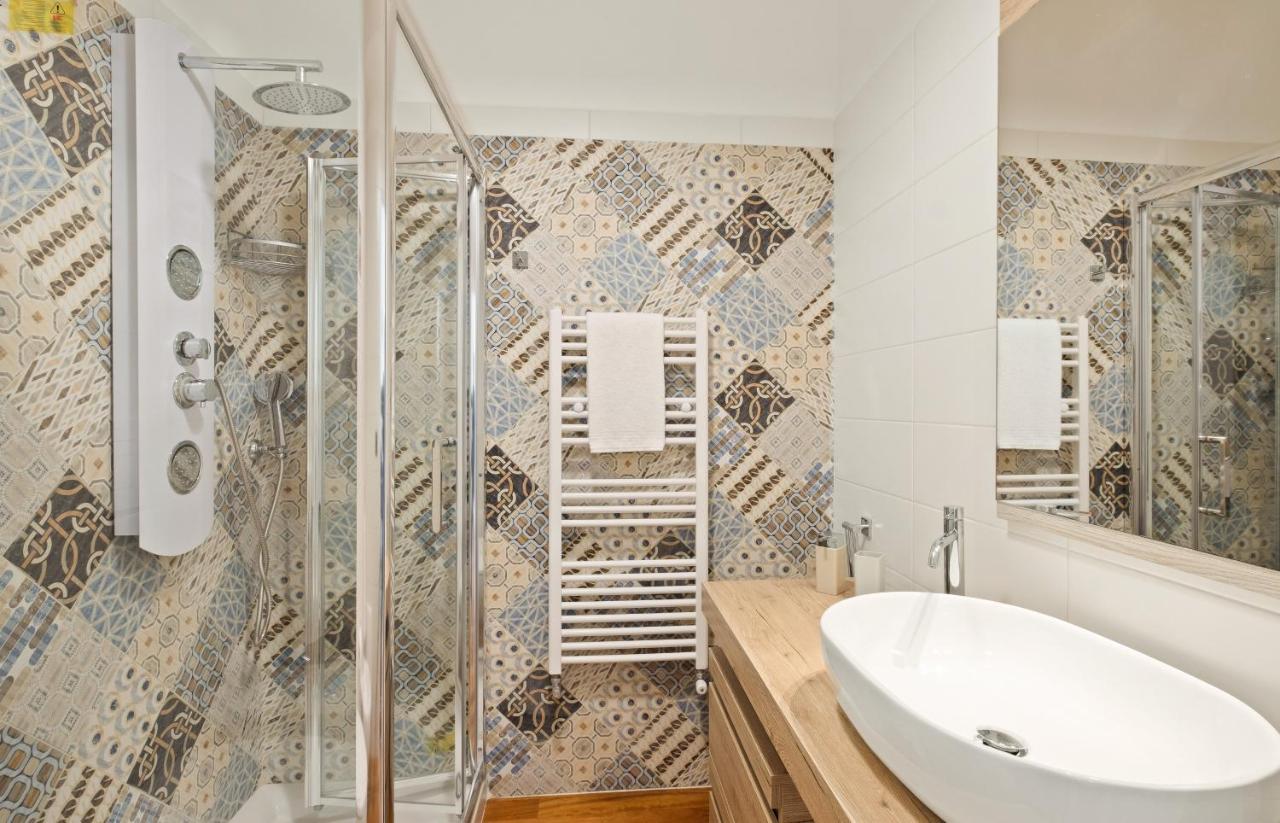 3 Bed Modern Flat - 15 Minutes Walk To Colosseum 罗马 外观 照片